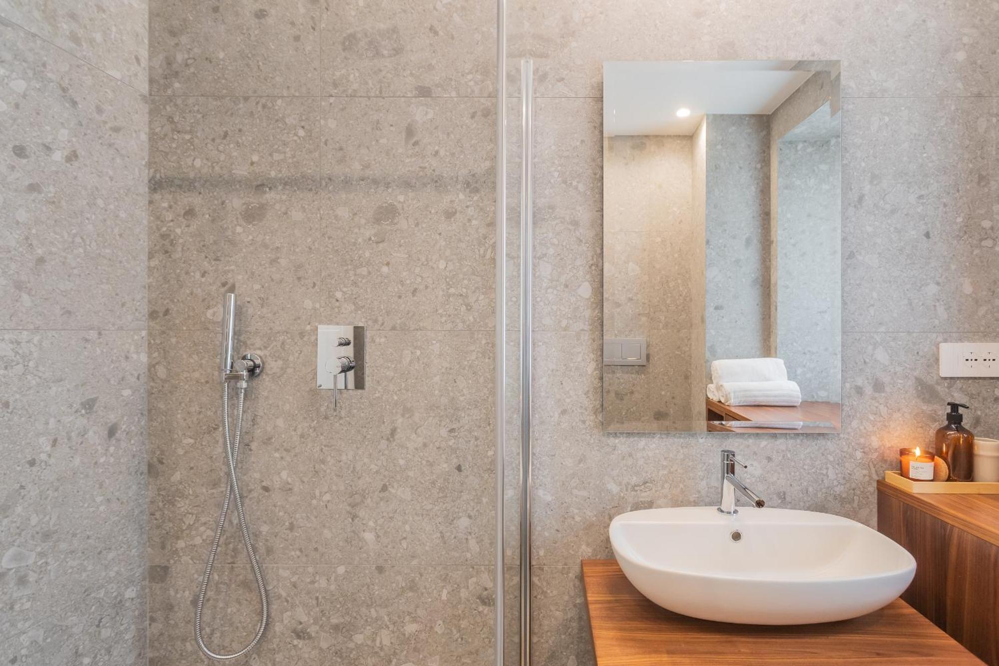 Muralto'S Nest By Rent All Como Ngoại thất bức ảnh